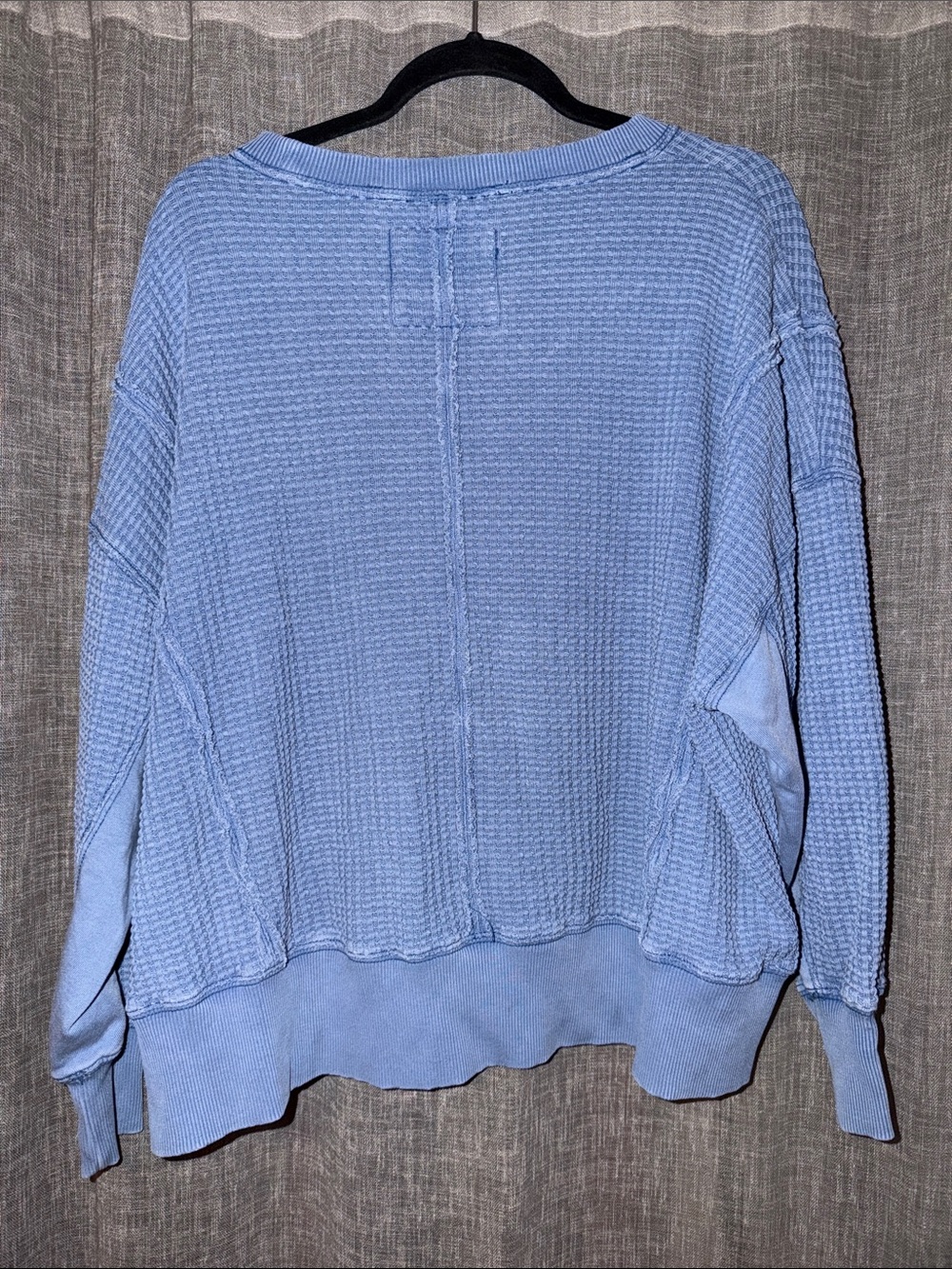 AE Big Hug Waffle Crew Neck
Sweatshirt - Picture 4 of 4